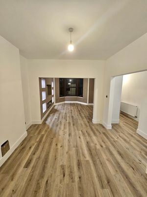 Lounge/Dining Room- click for photo gallery